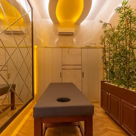 Современная Квартира В Жк Yekta Trade Center, A Block Lejlighed Mahmutlar