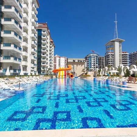 Современная Квартира В Жк Yekta Trade Center, A Block Lejlighed Mahmutlar